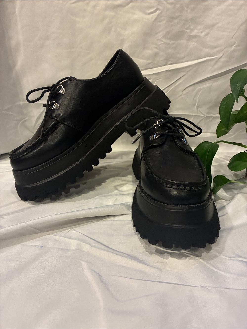 New Ladies Size 11 ASOS Memphis Chunky Lace Up Platform Shoes in Black (ABBA) - Picture 3 of 16